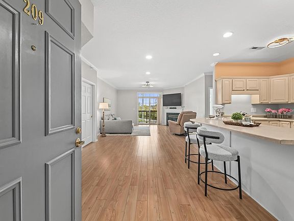 3rd image of 13070 W Bluemound ROAD #209