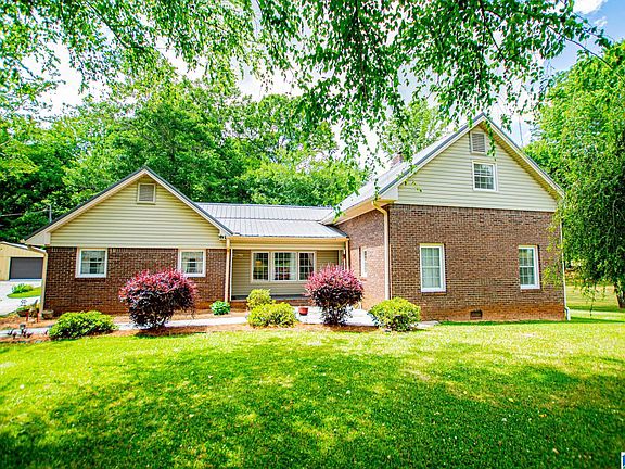 3rd image of 436 Goldridge Rd