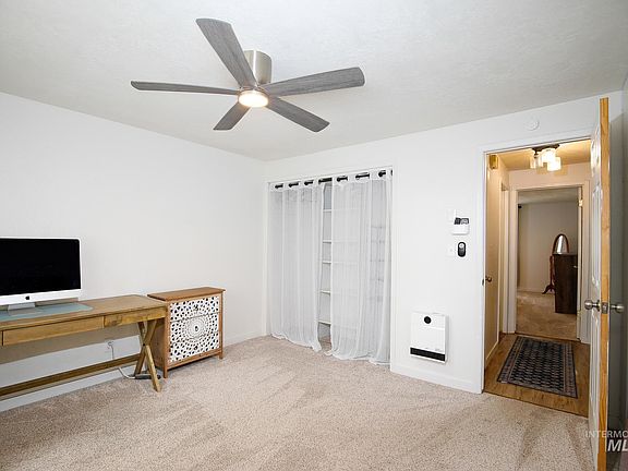 5th image of 10534 W Fox Ridge Dr