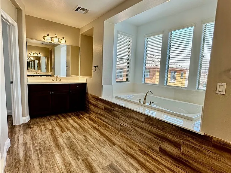 1220 Olivia Pkwy — Photo 52