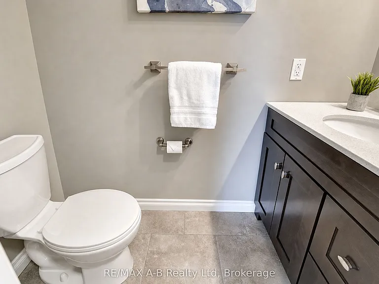 70 Kenton St — Photo 20