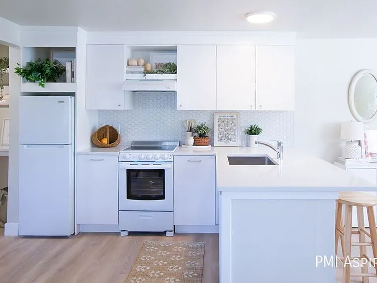 1335 N Gaylord St #101 — Photo 19