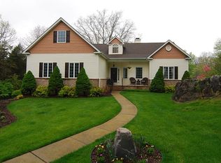 12 Fox Hollow Way, Andover, NJ 07821