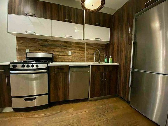 2nd image of 442 Meeker Ave #2L