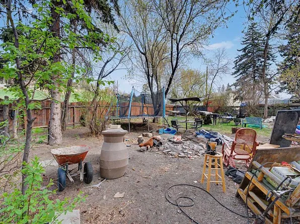 7204 NW 21a St SE, Calgary, AB T2C 0V7