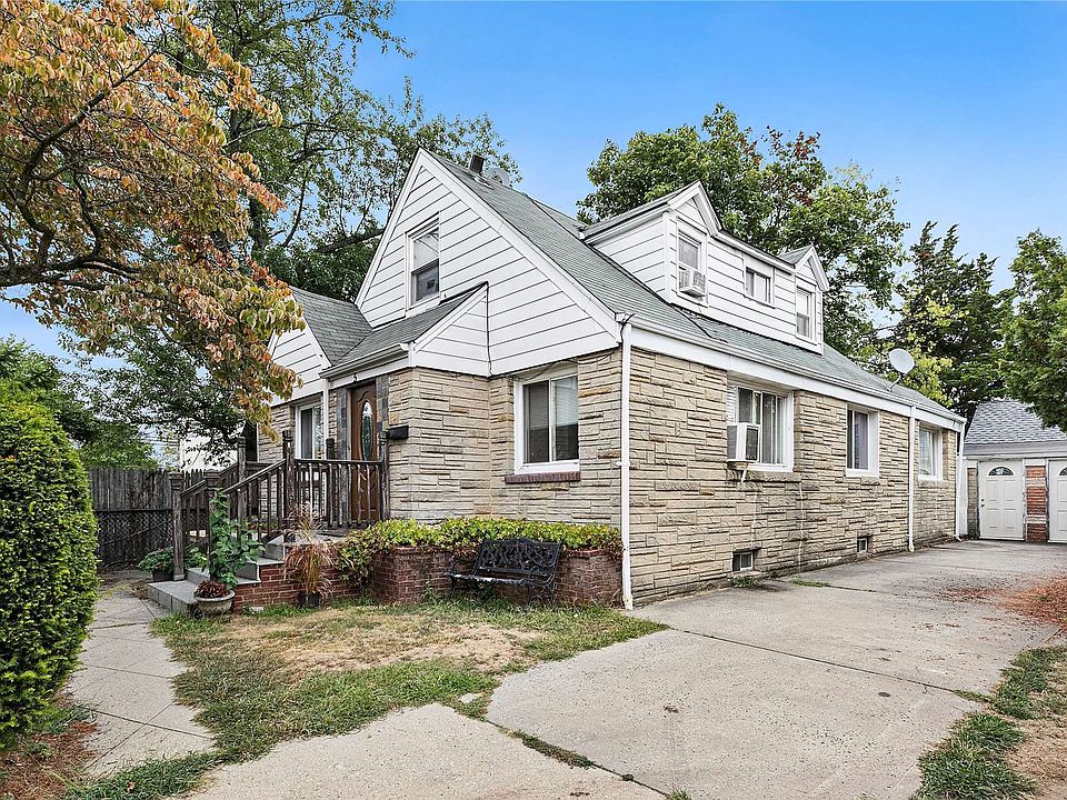 5 Kent St, Farmingdale, NY 11735 MLS 3427486 Zillow