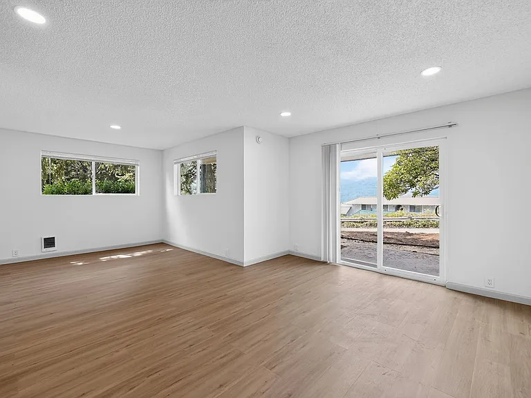 The Clover Apartments — Photo 20