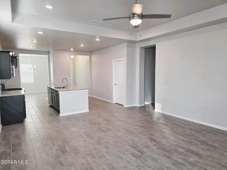 12936 Tatenhill Dr — Photo 7