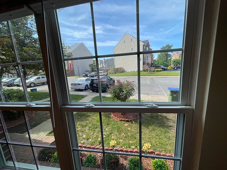 507 Stafford Glen Ct — Photo 11