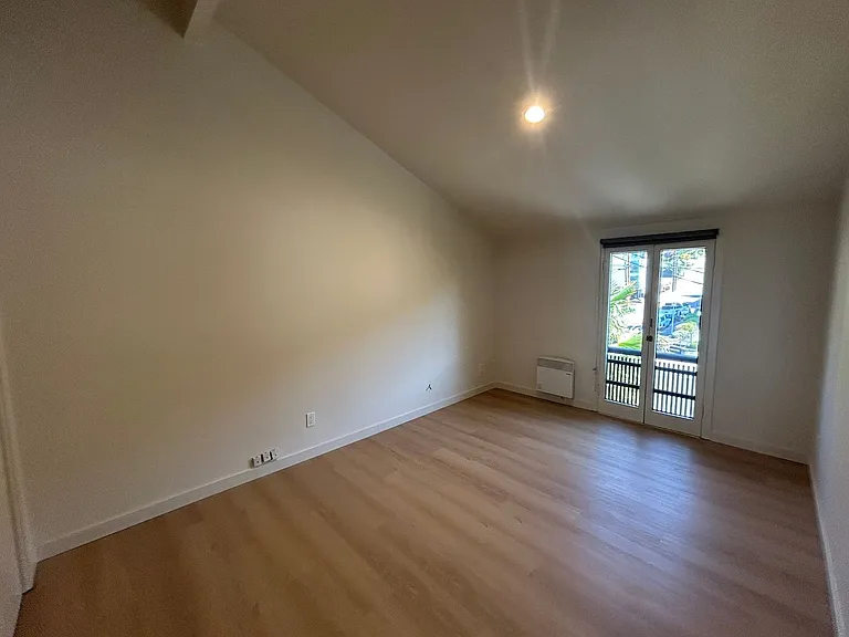 3801 Beach Dr SW — Photo 4