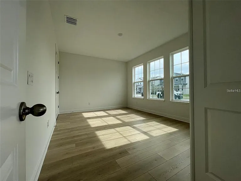 19141 Planetree St — Photo 18