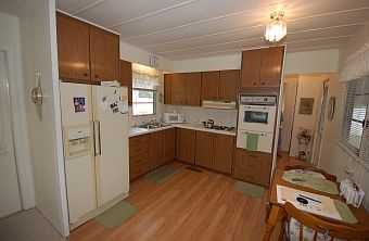 4th image of 25 Beechwood Ln