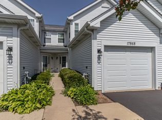 17868 W Braewick Rd, Gurnee, IL 60031