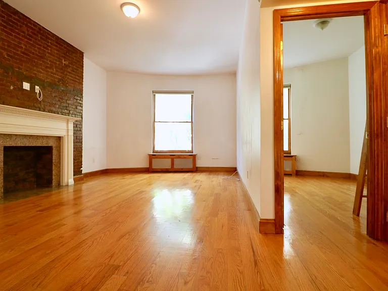 336 W 77th St #6 — Photo 7