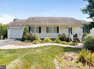 85 Violet Ln, Falling Waters, WV 25419