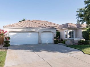 2606 E Yeargin Dr, Fresno, CA 93720