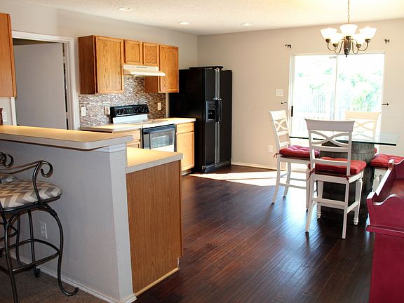 hardwood floors also in kitchen