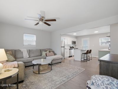 9221 Vevey Rd, Louisville, KY, 40291