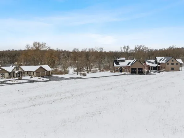 1677 Pork St, Skaneateles, NY 13152