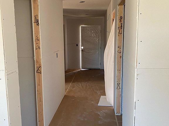 2nd image of 1095 S Nevada Ave