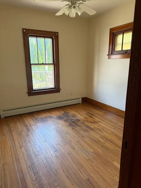 2 bed, 888 sqft, $2,100 — Photo 2
