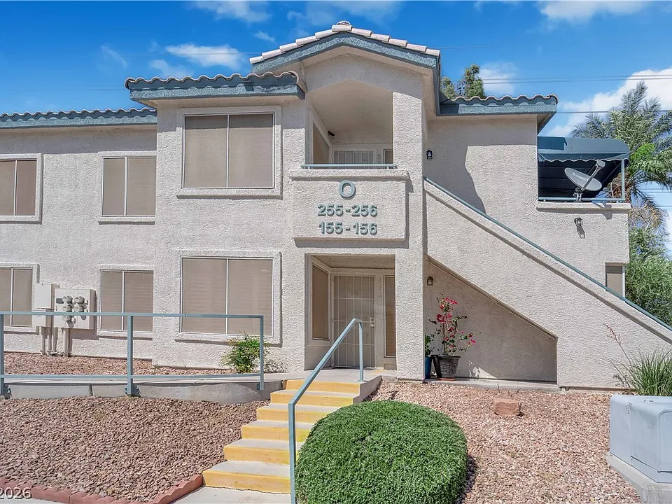 3425 E Russell Rd #156