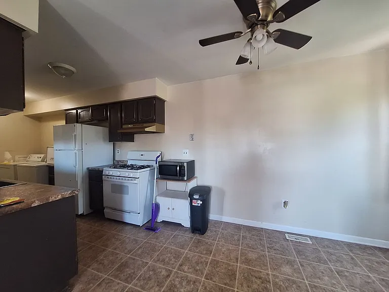 22649 Martin Rd — Photo 7