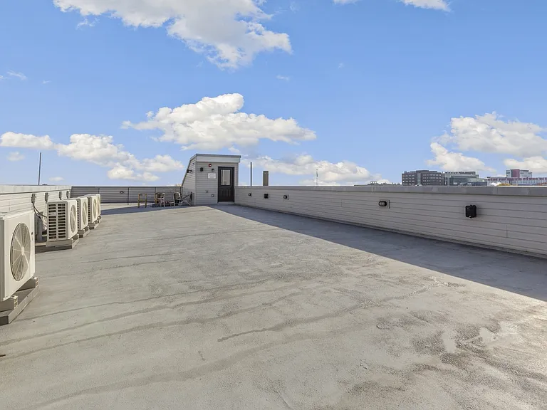 2209 N Broad St — Photo 4