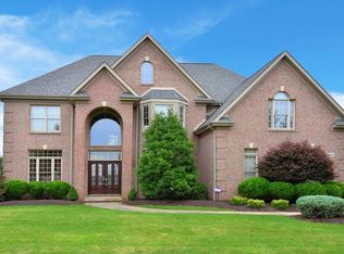 8005 Falcon Ct, Gibsonia, PA 15044