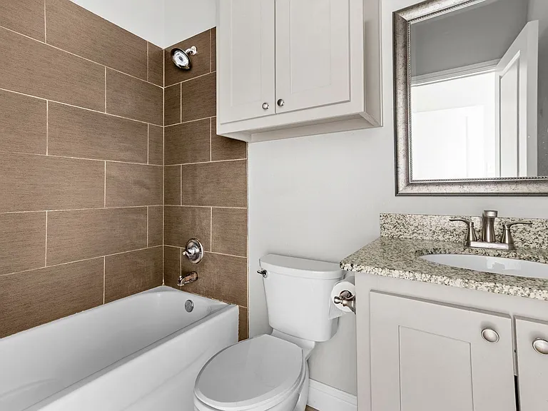 2806 Gordon Ave — Photo 25