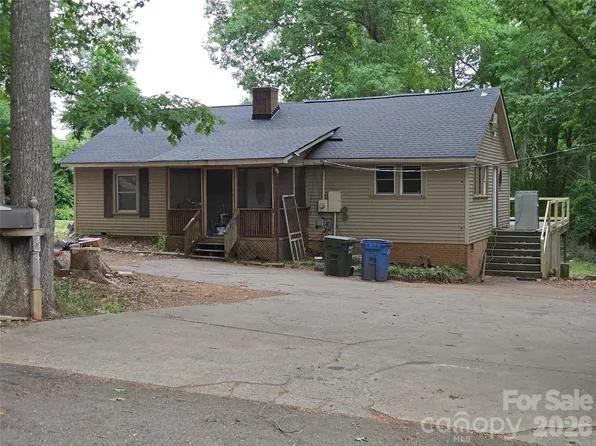 11124 Pine Grove Ave, Mint Hill, NC 28227