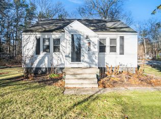 1170 W Giles Rd, Muskegon, MI 49445