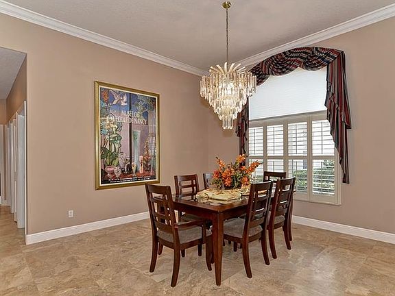 5th image of 18651 Avenue Capri