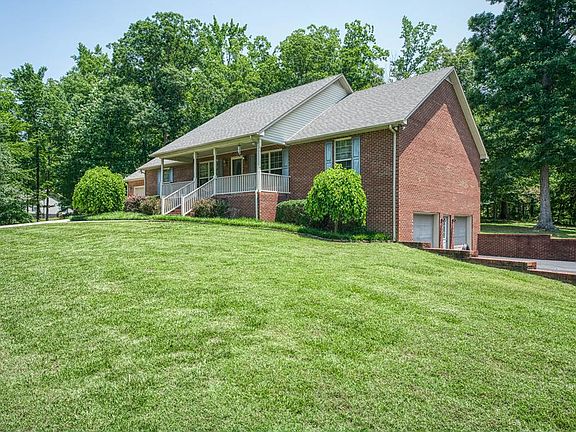 2nd image of 740 Shady Oak Dr