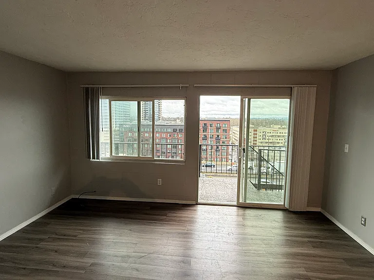 Lane Terrace Apartments — Photo 7