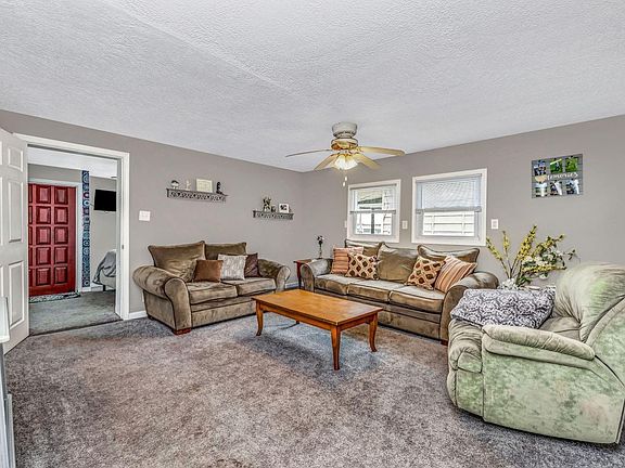 5th image of 105 Forest Ave Lot 160