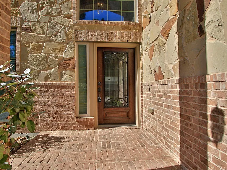 13827 Slate Mountain Ln — Photo 9