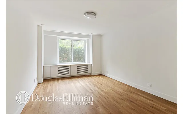 Sold by Douglas Elliman | media 19