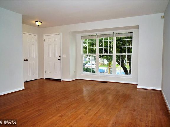 Family Room with Box Bay Window