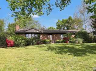 76 Standish Rd, Hillsdale, NJ 07642