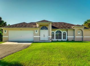 2860 18th Ave SE, Naples, FL 34117