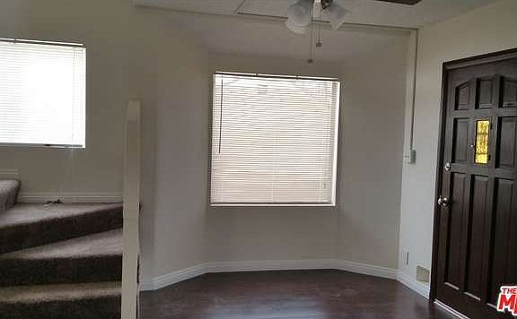 3rd image of 5314 Hyde St