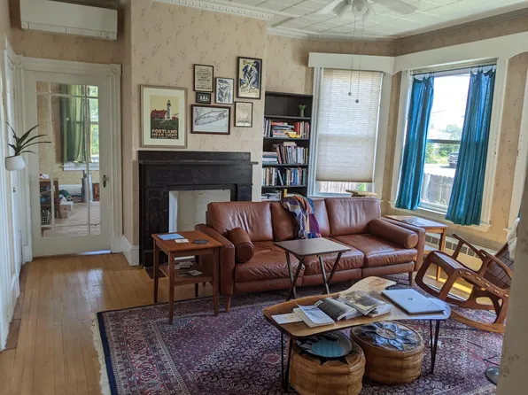 36 Cushing St, Brunswick, ME 04011
