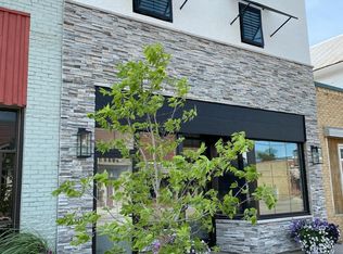 114 2nd St SE, Hallock, MN 56728