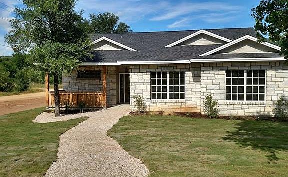4th image of 380 Chesterfield Dr