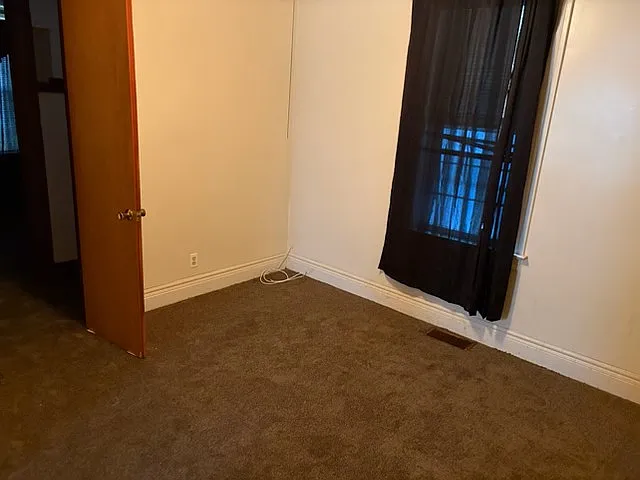 3 bed, 1569 sqft, $1,500 — Photo 2