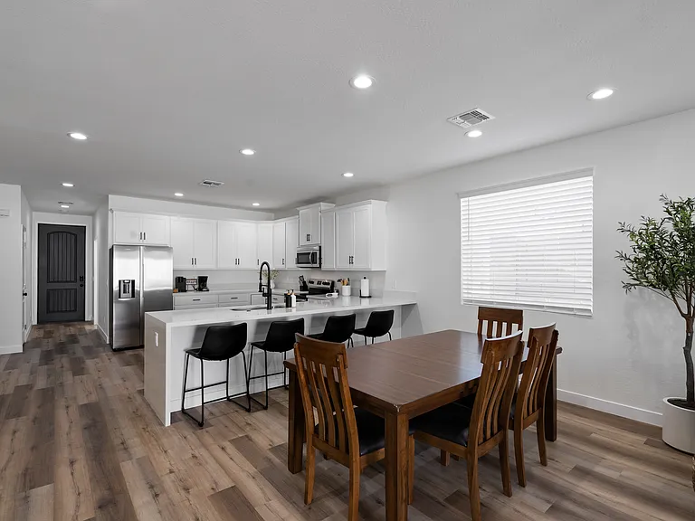 1222 E Yucca St — Photo 18