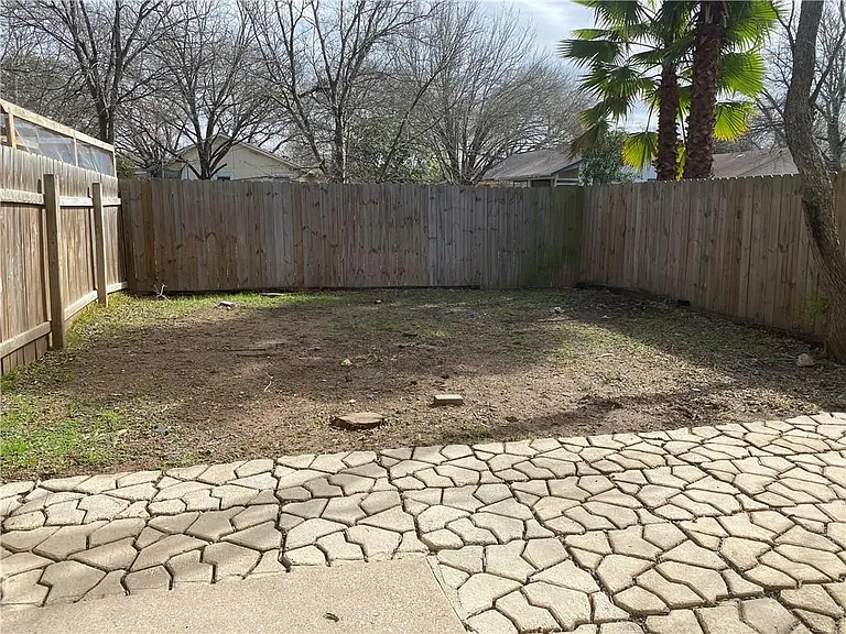 9609 Nightjar Dr #B — Photo 11