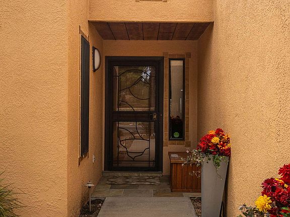 4th image of 850 Frontier Dr
