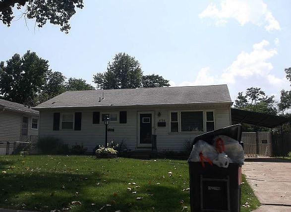 2nd image of 3756 Primm St